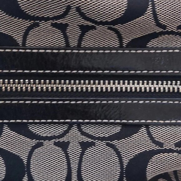 Auth COACH Signature Soft Slim Medium Duffle 9349 Cream Black Jacquard Leather - Picture 7 of 10